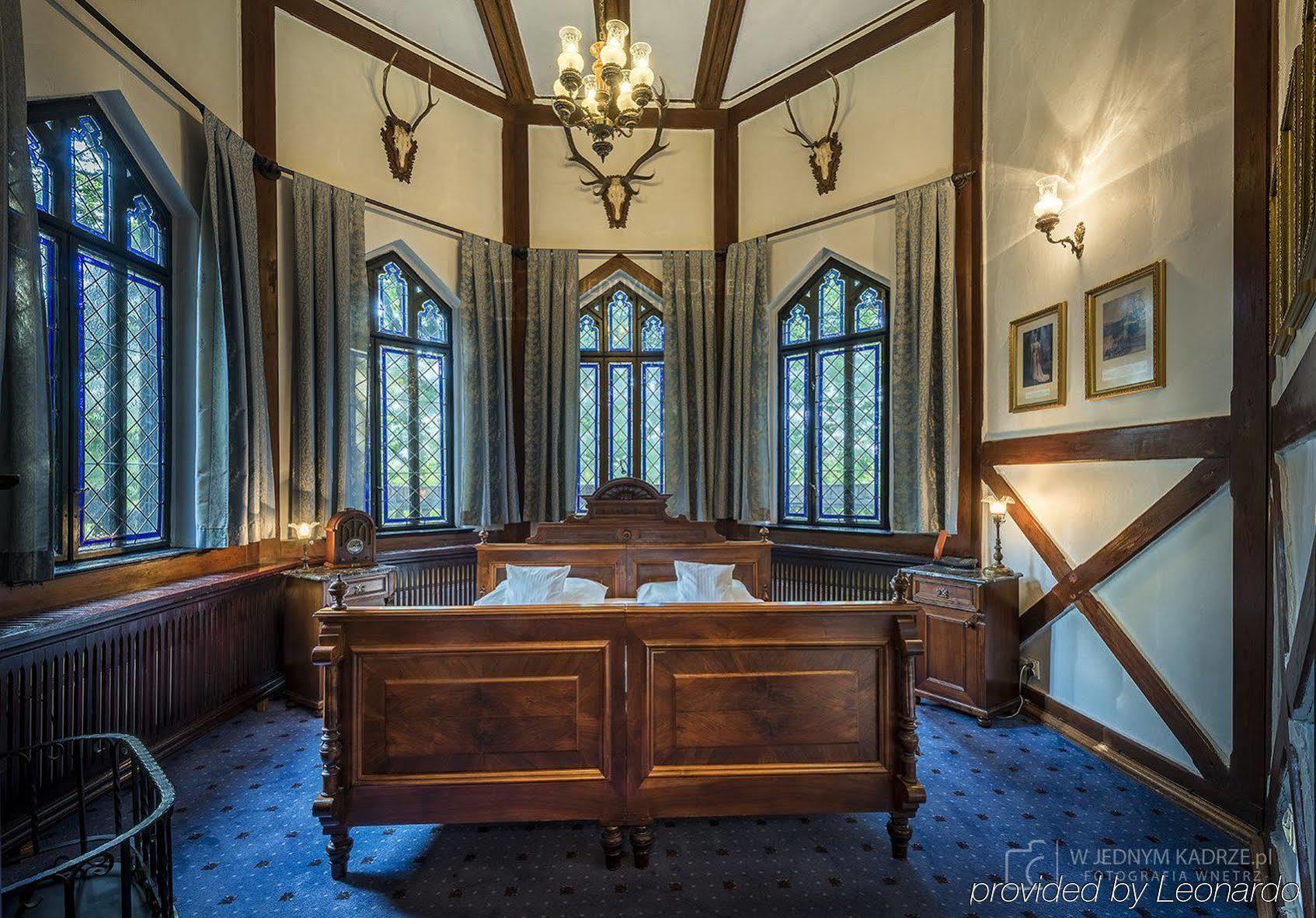 Hotel Noma Residence Zameczek Mysliwski Promnice Kobior Einrichtungen foto